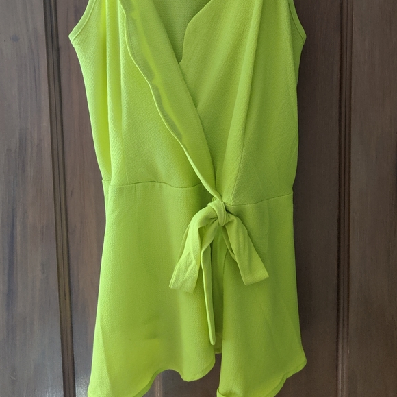 Spaghetti strap wrap around top - Picture 1 of 3